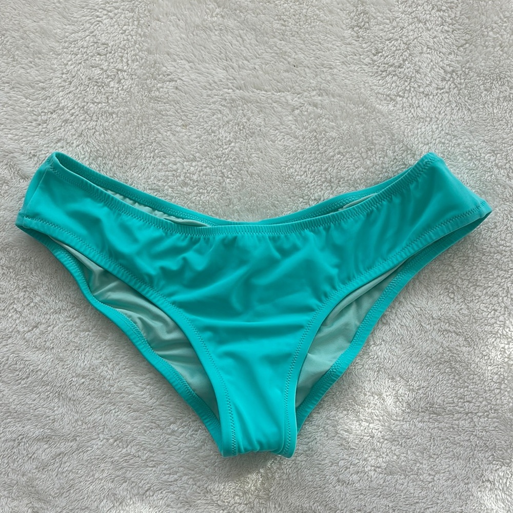Victoria’s Secret swim bikini size L